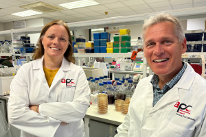 A photo of Professor Jennifer Mahony, and Professor Douwe van Sinderen